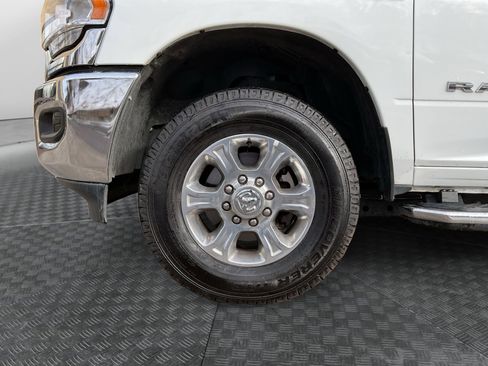 Used 2023 RAM 2500 Big Horn w/ Level 1 Equipment Group image 14