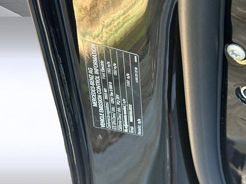 Used 2022 Mercedes-Benz EQS 580 4MATIC Sedan image 28