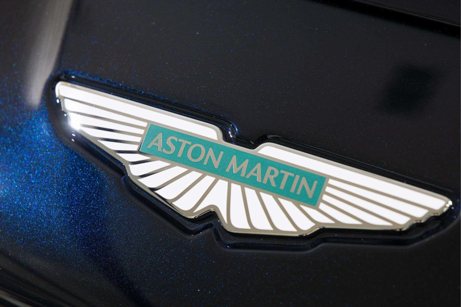 New 2026 Aston Martin Vanquish Convertible RWD image 51