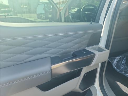 New 2026 Ford F350 Platinum w/ Platinum Plus Package AWD/4WD image 20