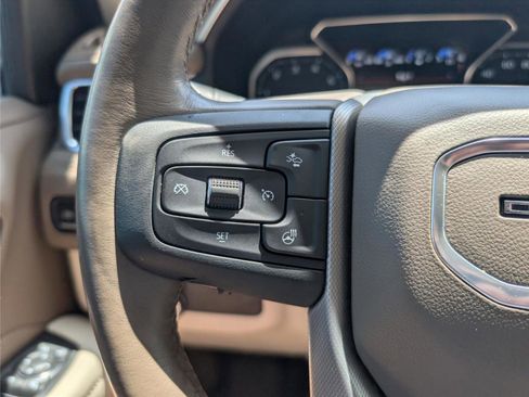 Used 2021 GMC Yukon Denali RWD image 23