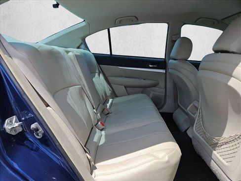 Used 2010 Subaru Legacy 3.6R AWD/4WD image 17