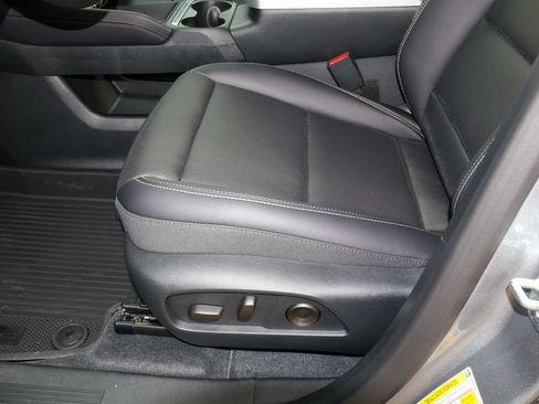 New 2027 GMC Terrain Elevation w/ Elevation Premium Package AWD/4WD image 9