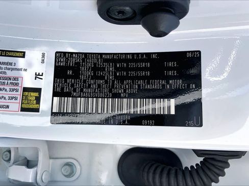 Used 2025 Toyota Corolla Cross AWD Hybrid image 36