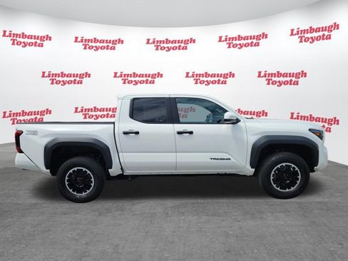 Used 2024 Toyota Tacoma TRD Off-Road AWD/4WD image 2