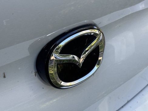 Used 2024 MAZDA MAZDA3 s FWD image 9