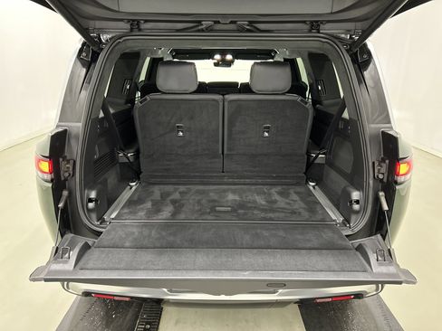 Used 2024 Rivian R1S Adventure AWD/4WD image 15