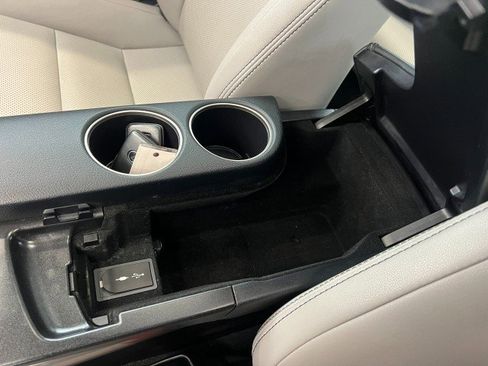 Used 2016 Lexus IS 300 AWD image 36