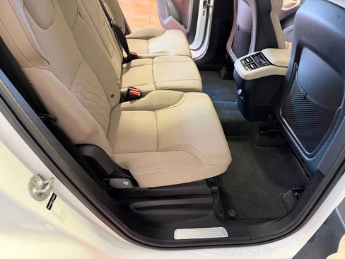 Used 2026 Volvo XC90 B5 Plus w/ Protection Package Premier AWD/4WD image 27