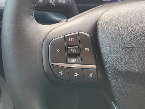 Certified 2026 Ford Maverick XLT w/ XLT Luxury Package AWD/4WD image 23