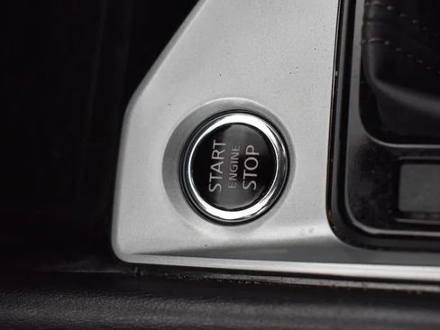 Used 2024 Nissan Altima 2.5 SV w/ SV Premium Package FWD image 29