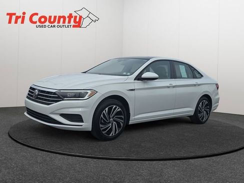 Used 2021 Volkswagen Jetta SEL image 3