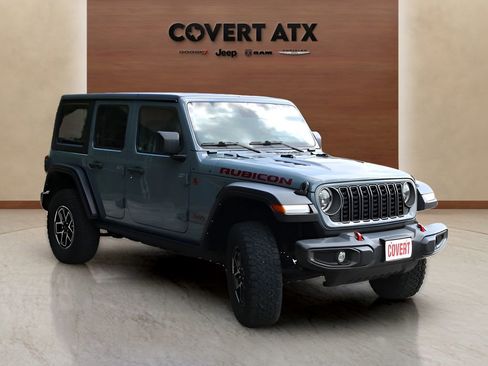 Used 2024 Jeep Wrangler Unlimited Rubicon AWD/4WD image 7