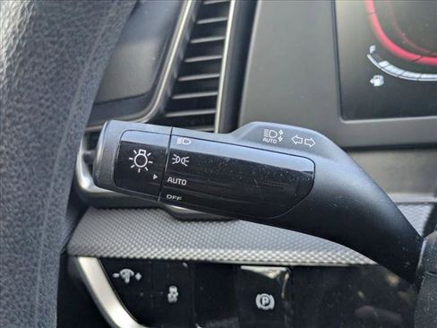 Used 2023 Kia Sportage LX FWD image 7