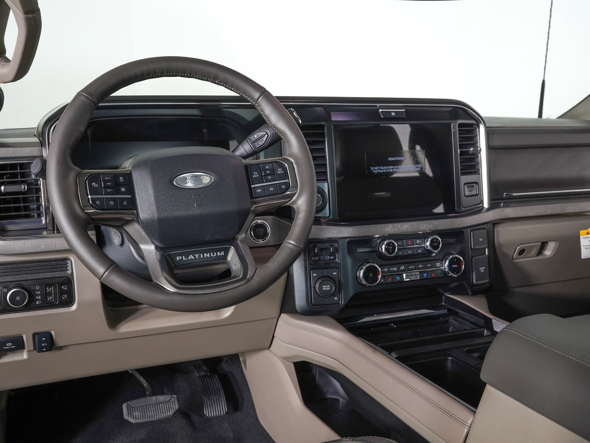 Used 2026 Ford F450 Platinum w/ Platinum Plus Package AWD/4WD image 16