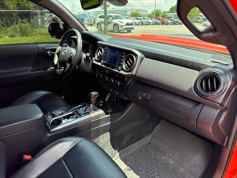 Used 2023 Toyota Tacoma TRD Pro AWD/4WD image 11