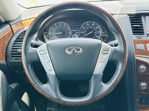 Used 2019 INFINITI QX80 Luxe AWD/4WD image 16