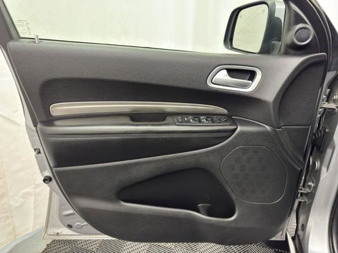 Used 2020 Dodge Durango SXT image 17