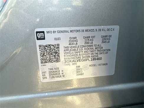 Used 2023 GMC Terrain SLT image 33