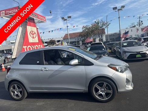 Used 2015 Toyota Yaris L FWD image 3