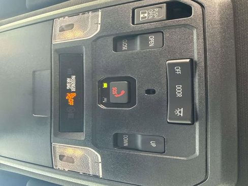 Used 2025 Toyota Tacoma TRD Pro AWD/4WD image 19