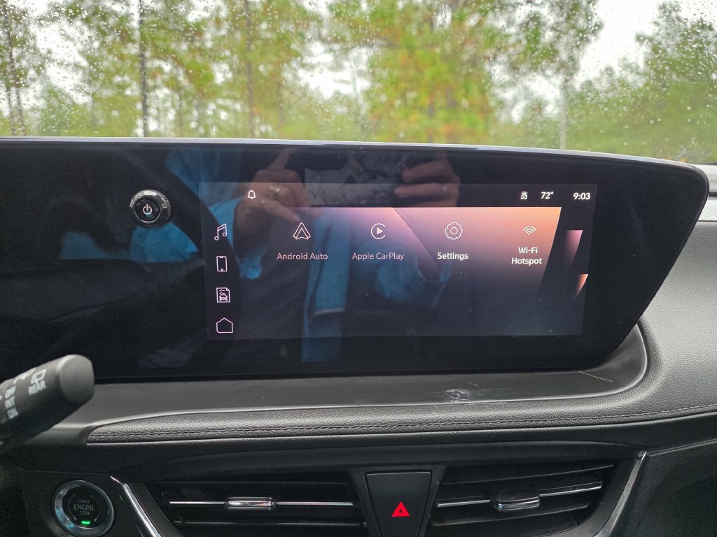 Used 2025 Buick Encore GX Preferred w/ Comfort Package FWD image 28