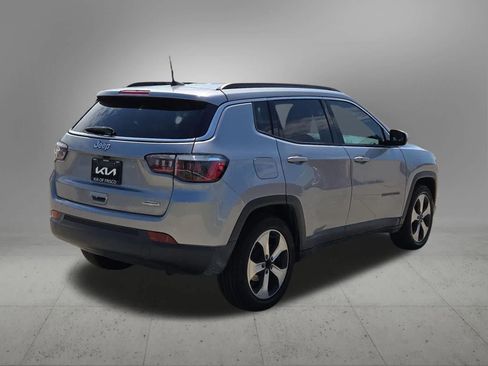Used 2017 Jeep Compass Latitude w/ Popular Equipment Group FWD image 6