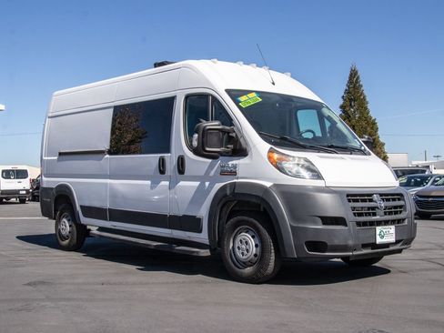 Used 2017 RAM ProMaster 2500 w/ Mopar Trailer Tow Group image 1