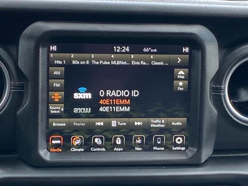 Used 2022 Jeep Wrangler Unlimited Sahara 4xe w/ Safety Group image 10