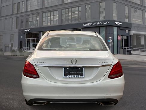 Used 2015 Mercedes-Benz C 300 4MATIC Sedan image 5