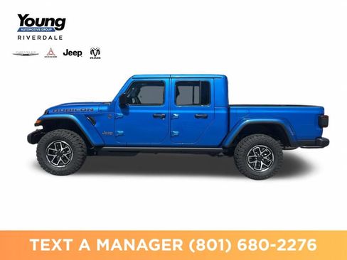 New 2026 Jeep Gladiator Rubicon w/ Steel Power Dome Hood Package AWD/4WD image 2