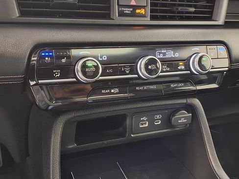 Used 2024 Honda Pilot Elite image 14
