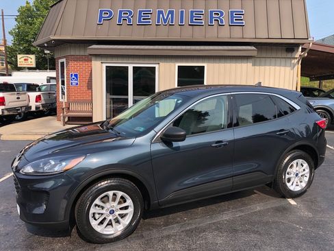 Used 2022 Ford Escape SE AWD/4WD image 2
