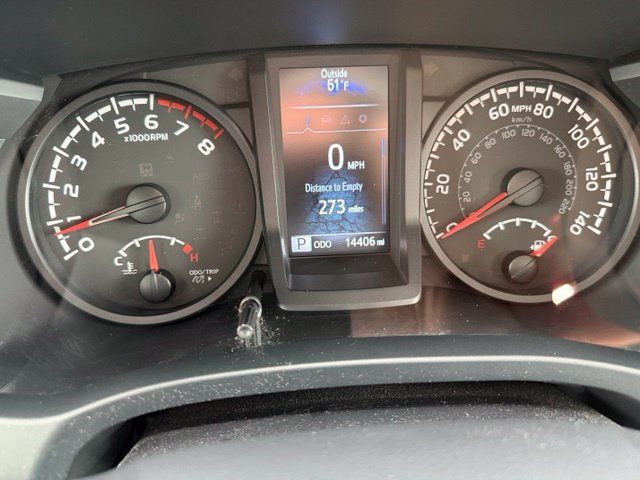 Used 2022 Toyota Tacoma SR AWD/4WD image 42