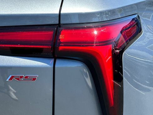 Used 2024 Chevrolet Blazer EV RS AWD/4WD image 46