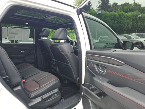 New 2026 Honda Pilot Black Edition image 14