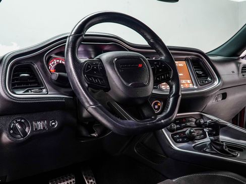 Used 2021 Dodge Challenger R/T Scat Pack RWD image 5