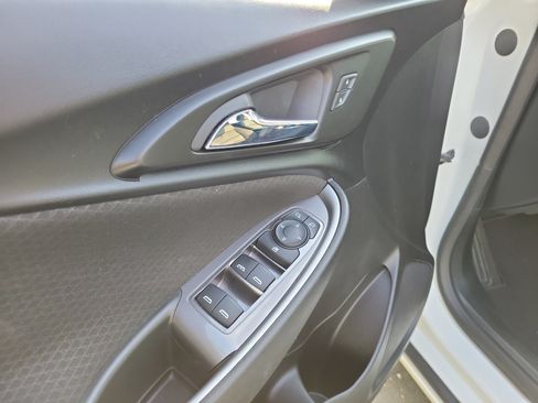 Used 2024 Chevrolet Malibu LT FWD image 18