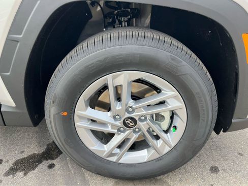 New 2026 Hyundai Tucson SE AWD/4WD image 16