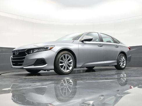 Used 2022 Honda Accord LX image 20