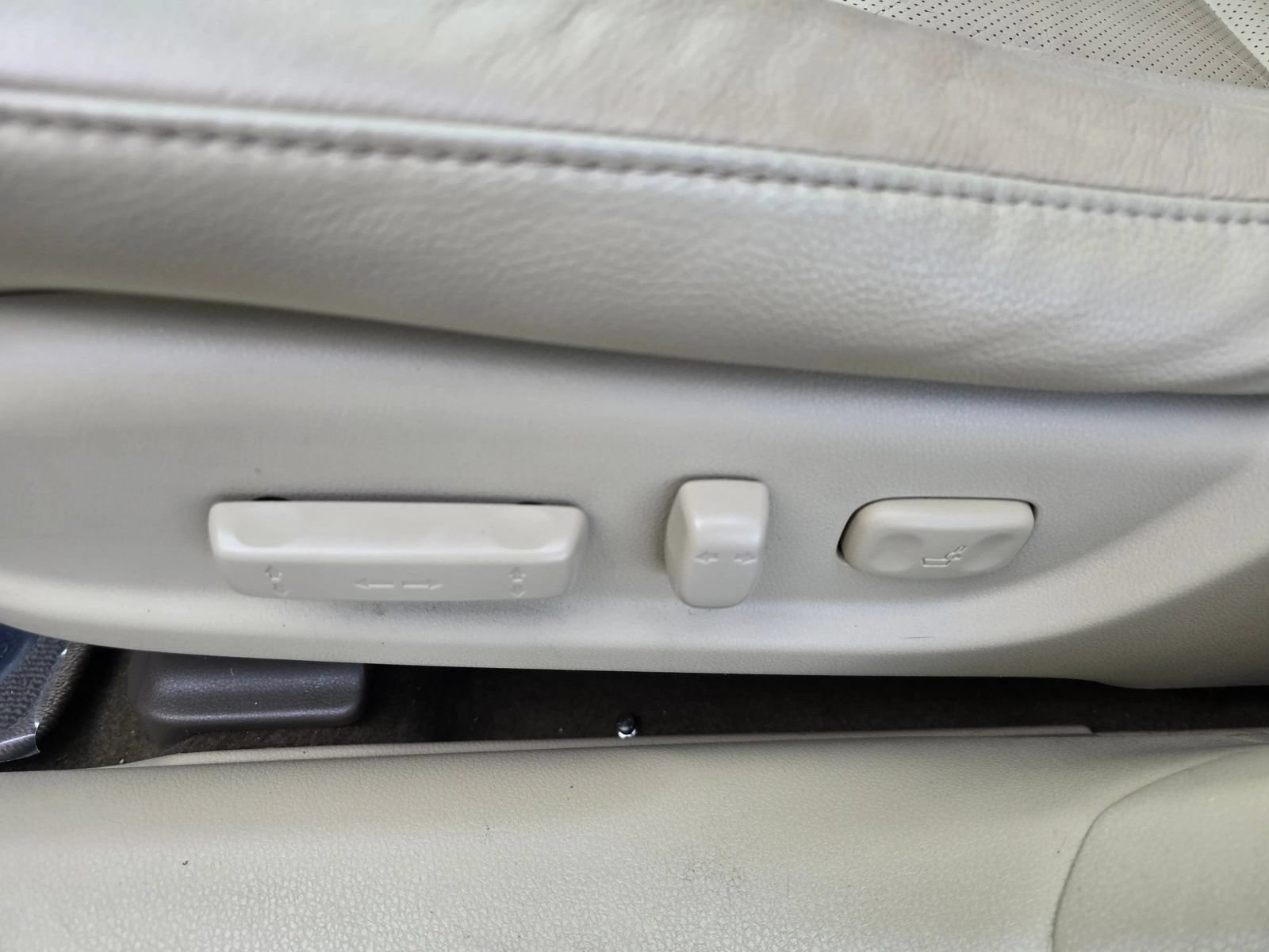 Used 2015 Acura RDX FWD image 24