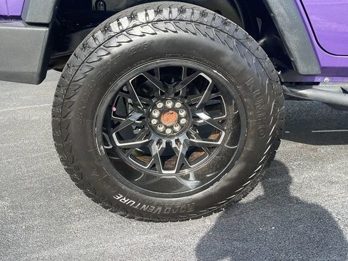 Used 2017 Jeep Wrangler Unlimited Sport w/ Quick Order Package 24S AWD/4WD image 23