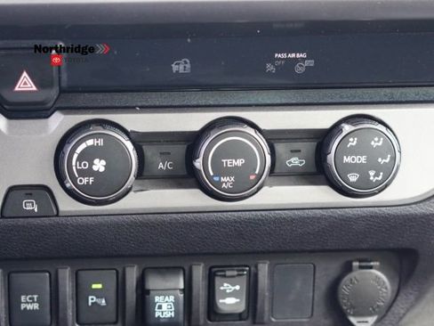 Used 2019 Toyota Tacoma SR5 image 28