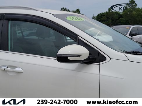 Used 2020 Kia Sportage EX FWD image 8