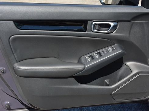 Used 2024 Honda Civic EX-L image 9