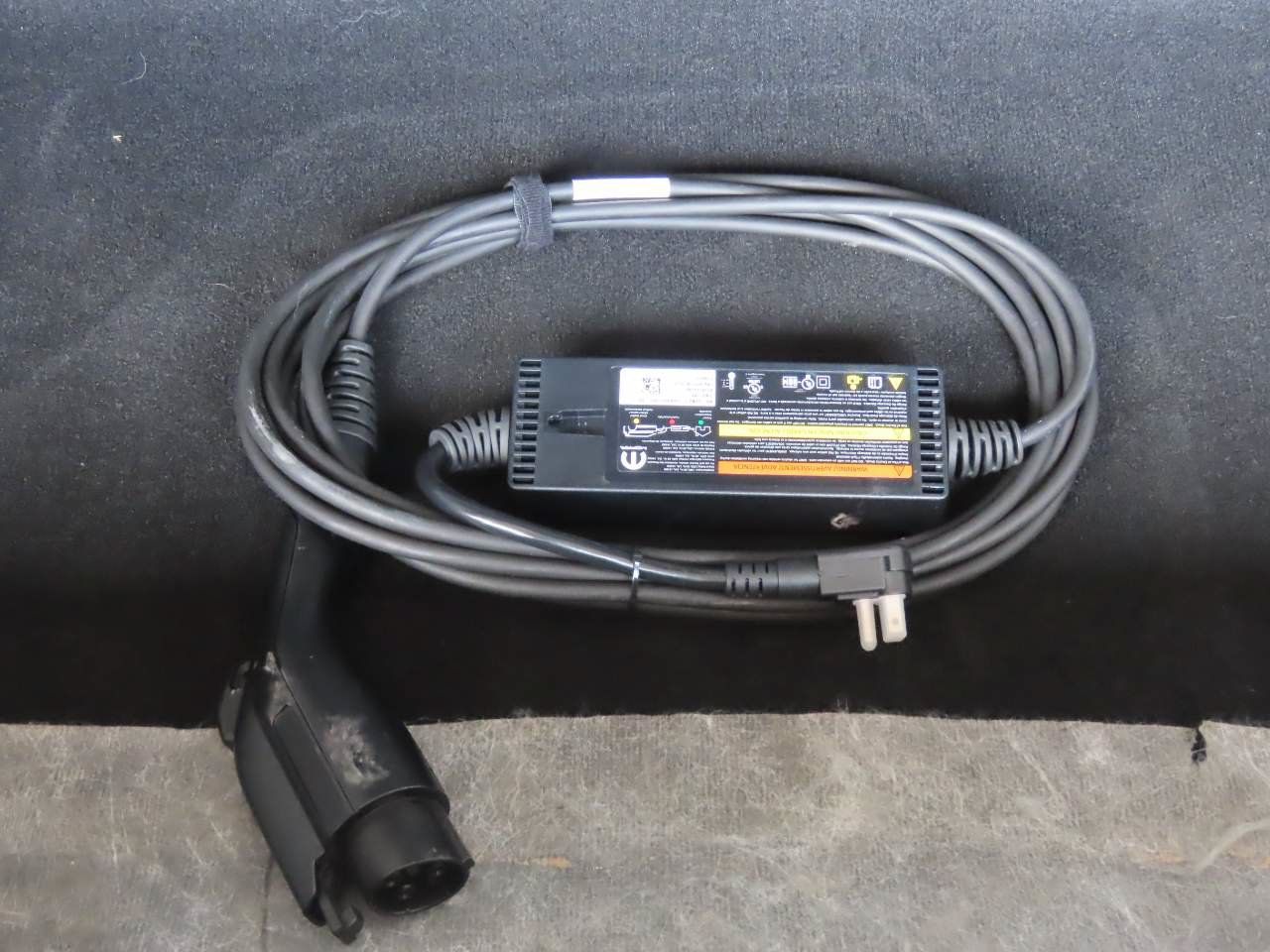 Used 2024 Chrysler Pacifica Limited FWD image 17
