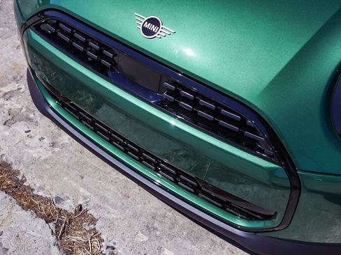 New 2027 MINI Cooper 2-Door Hardtop FWD image 10