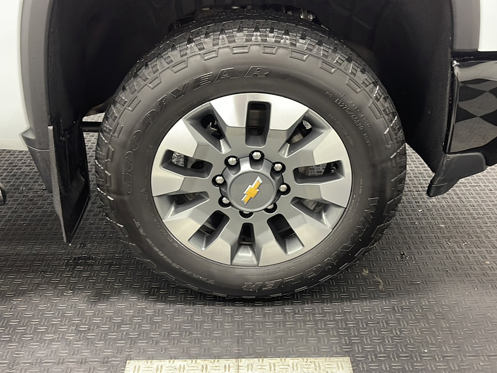 Used 2026 Chevrolet Silverado 2500 Custom w/ Custom Value Package AWD/4WD image 20