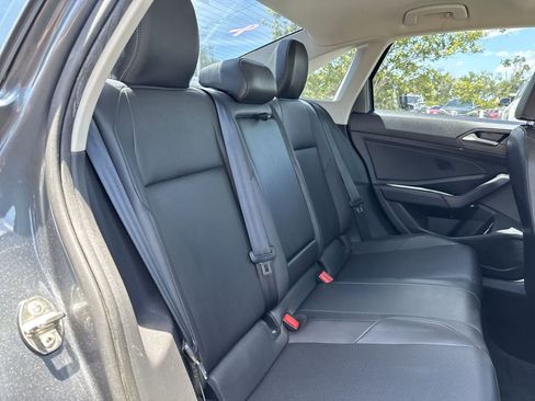 Used 2020 Volkswagen Jetta FWD image 26