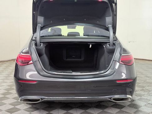 Used 2022 Mercedes-Benz S 500 4MATIC w/ 3D Technology Package image 6